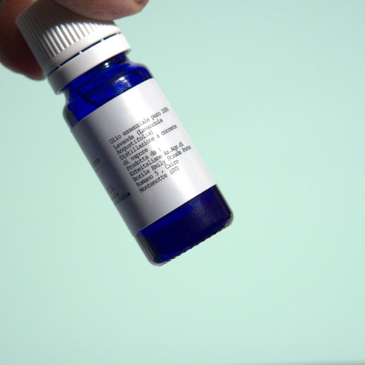 Olio Essenziale  di Lavanda - 10ml Calma, rigenera, purifica